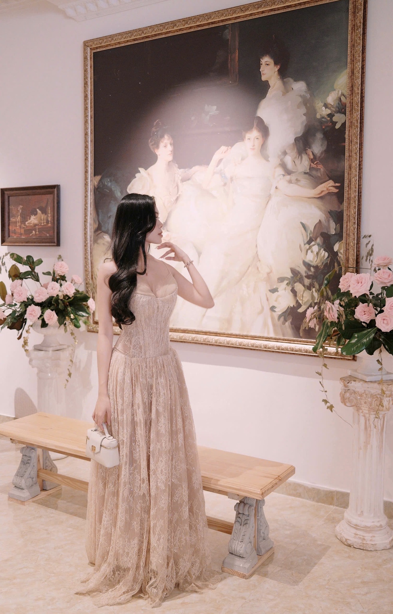 Khách hàng đến Muse Ert Coffee & Tea để có những tấm hình “art” nhất